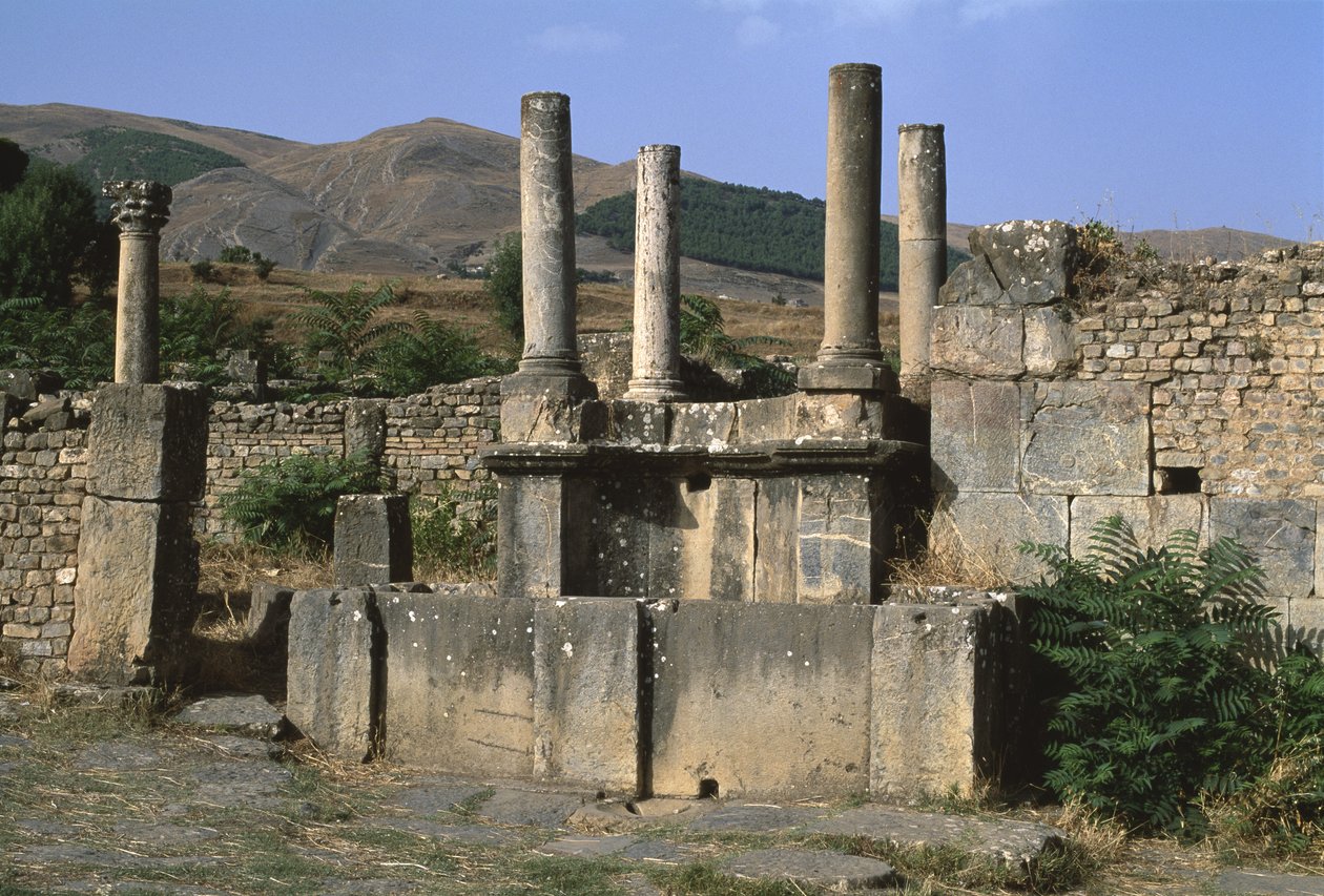 Pohled na nymfeum, vrcholné císařské období (27 př. n. l. - 395 n. l.) od Roman Imperial Period