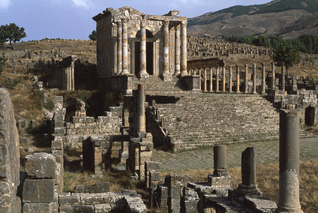 Pohled na chrám Septimianské rodiny, Vrcholné císařské období (27 př. nl-395 n. l.) (viz také 267064 a 267065) od Roman Imperial Period