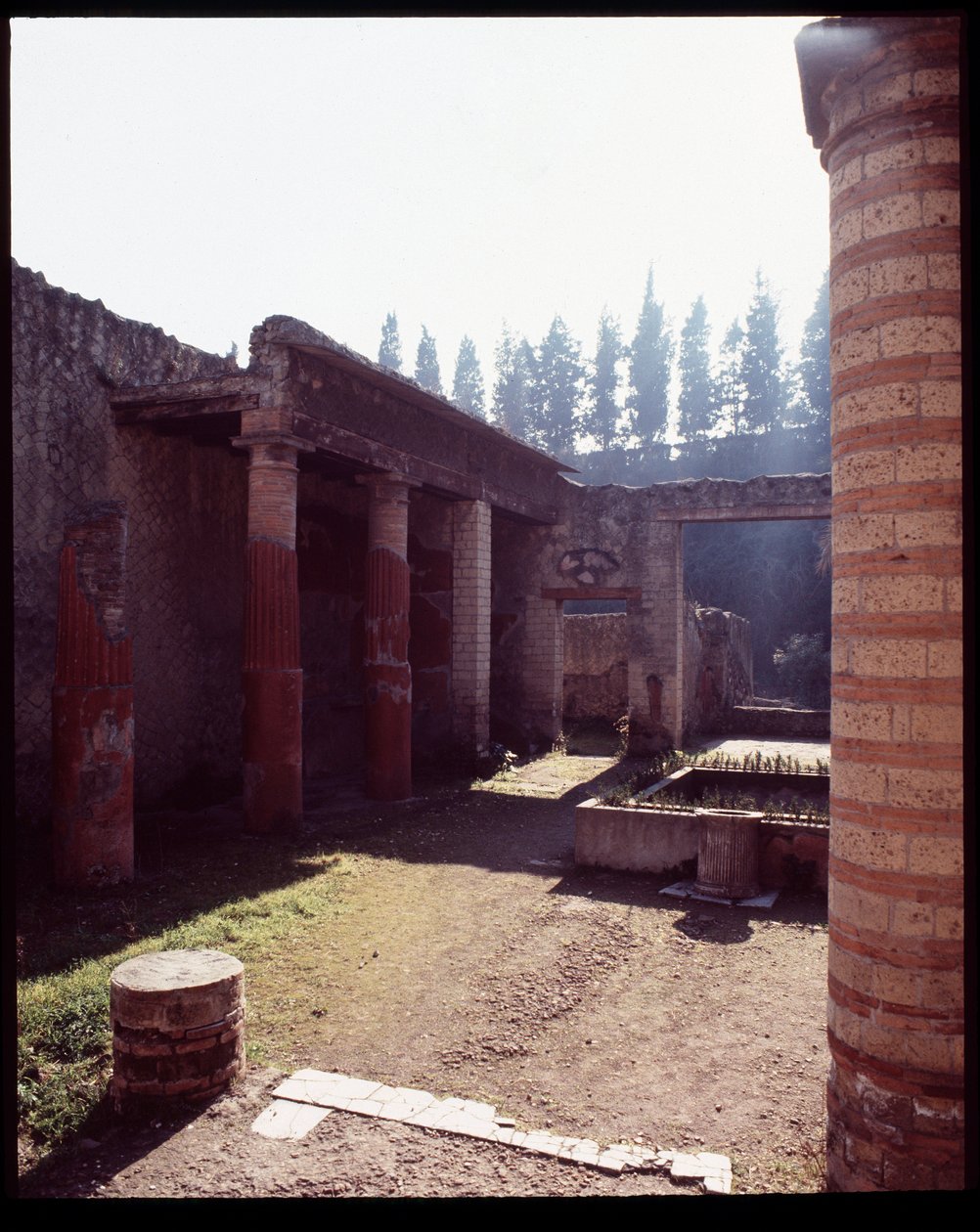Dům Casa della gemma, 5. století před naším letopočtem – 1. století našeho letopočtu od Roman Roman