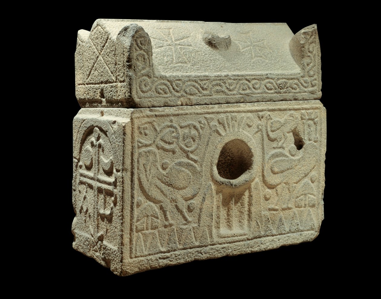 Římské umění: relikviář v podobě sarkofágu, nalezený v Sýrii. Paříž, muzeum Louvre od Roman Roman