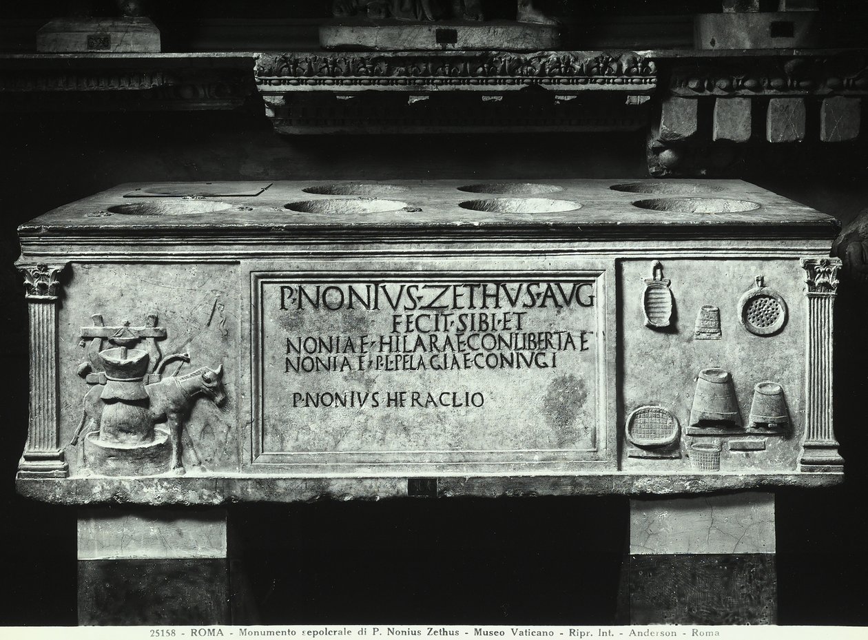 Sarkofág Nonius Zethus (mramor) od Roman Roman