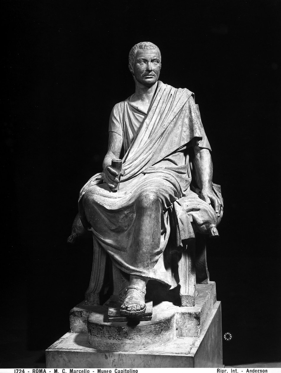 Socha Marca Claudia Marcella (asi 268-208 př.nl) (mramor) od Roman Roman