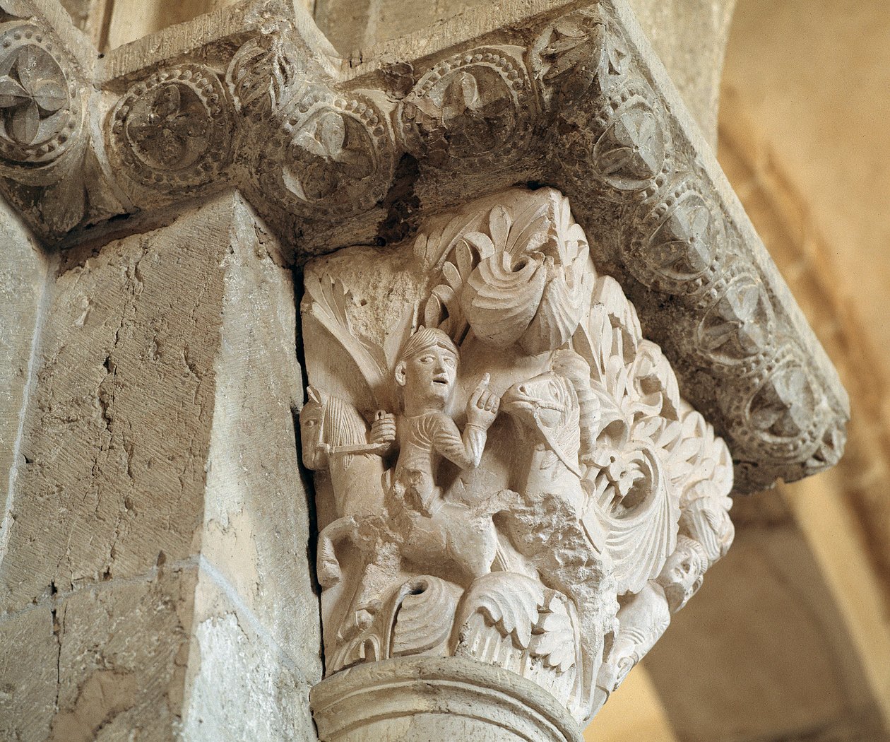 Závěsný od Romanesque