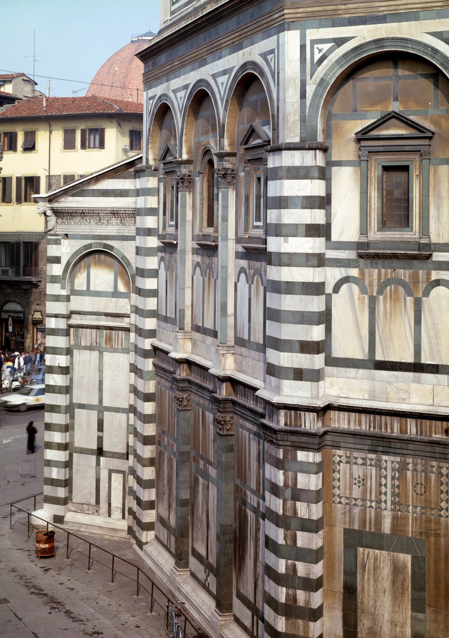 Vnější pohled na Baptisterium St John the Baptist (Florence Baptistery) od Romanesque