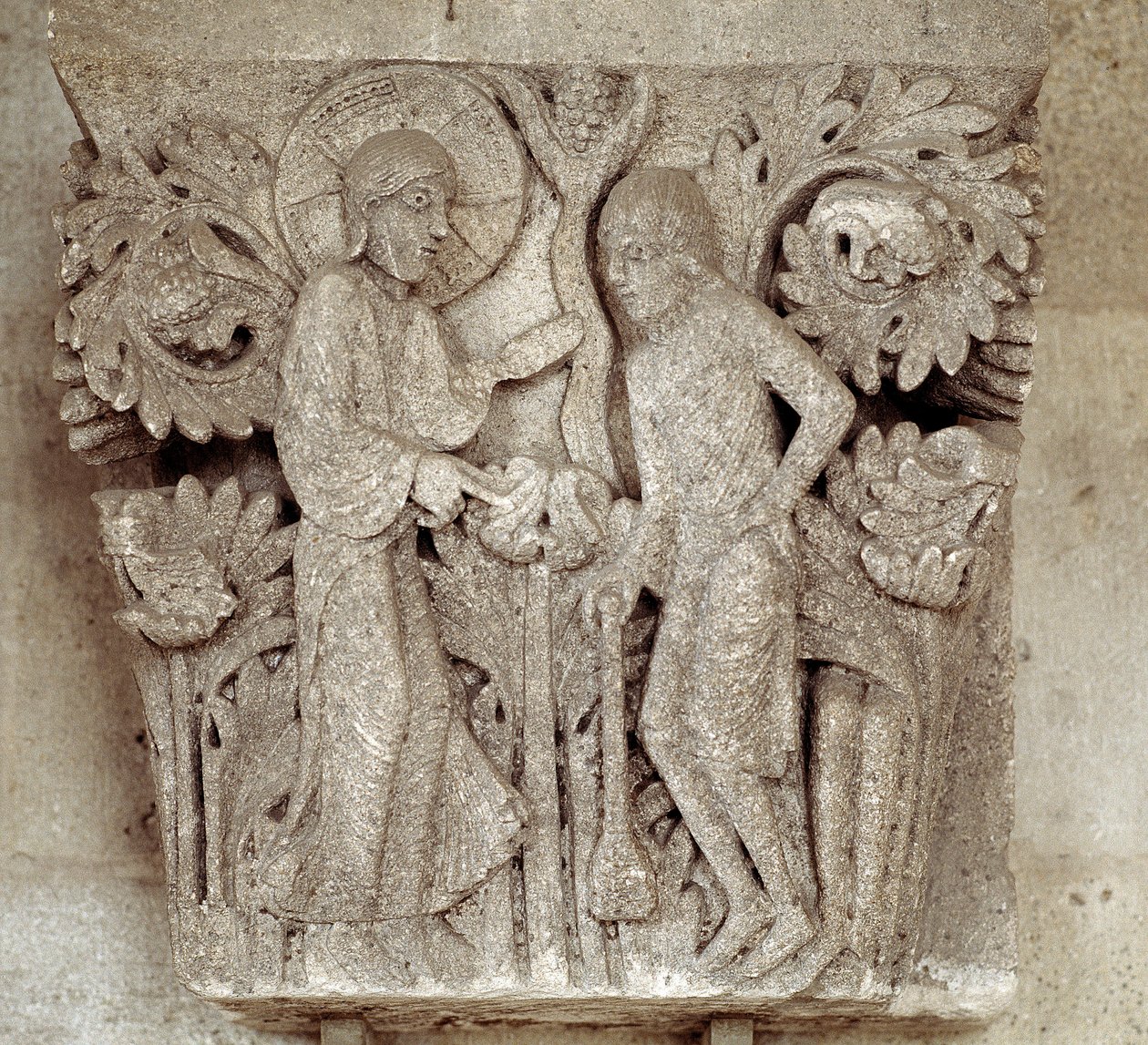 Bůh a Kain (vytesané hlavní město) od Romanesque