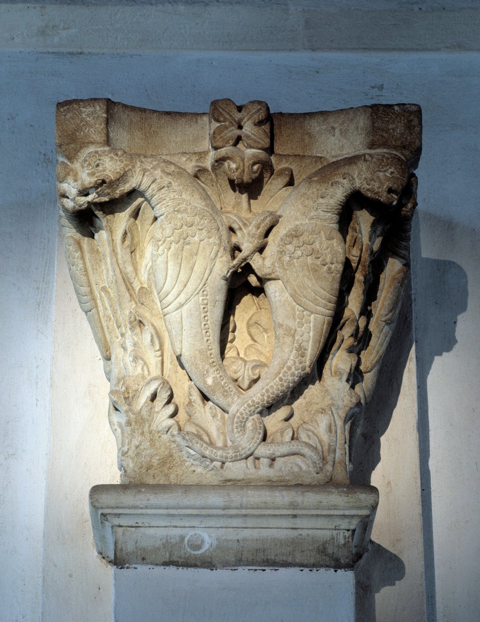 Závěsný od Romanesque