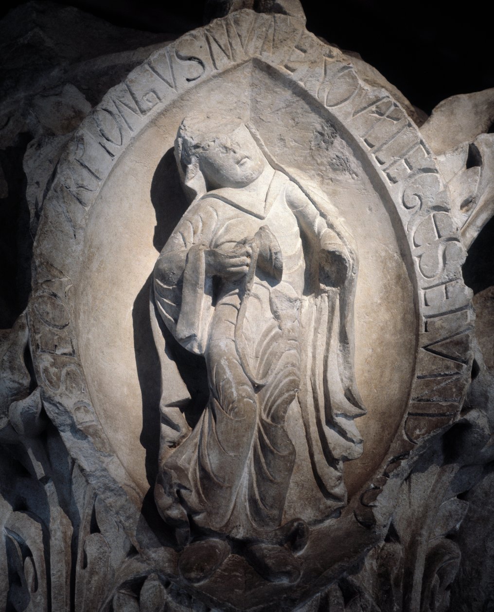 Závěsný od Romanesque