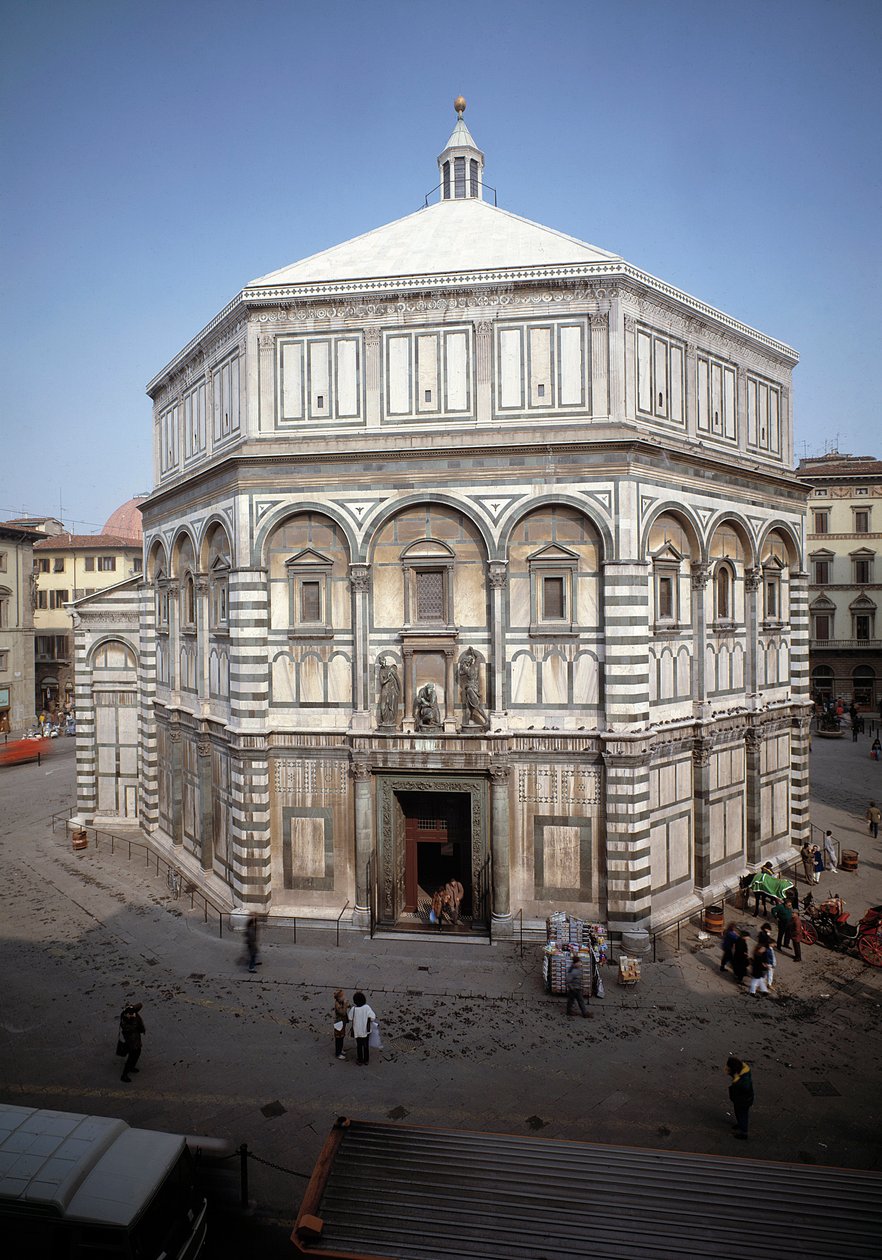 Pohled na Baptisterium St John the Baptist (Florence Baptistery) od Romanesque