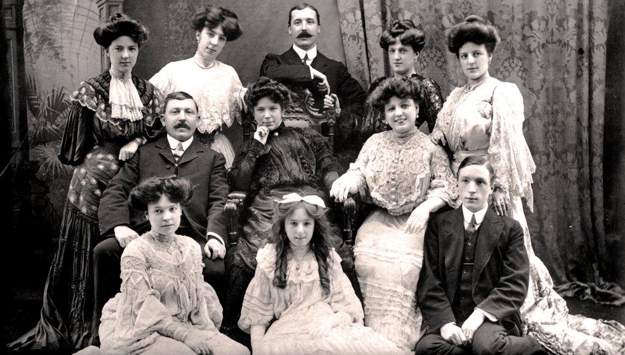 The Lloyd Family, počátek 20. století. od Rotary Photo