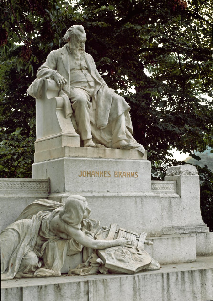 Památník na poctu německému skladateli Johannesi Brahmsovi (1833-1897) v režii Rudolfa von Weyra (1847-1914). Ressel Park, Vídeň Rakousko od Rudolf von Weyr