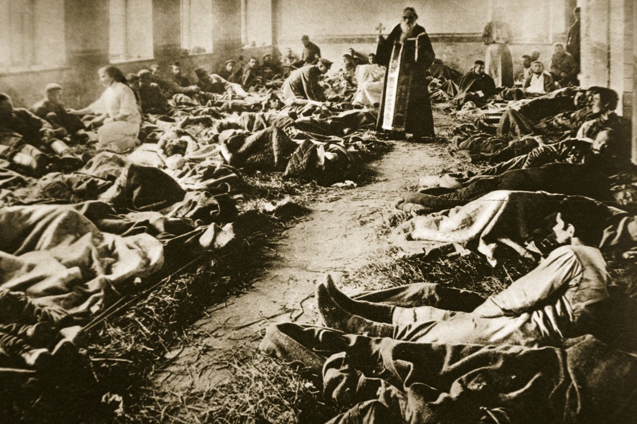 Rusové v kostele (sépiová fotografie) od Russian Photographer