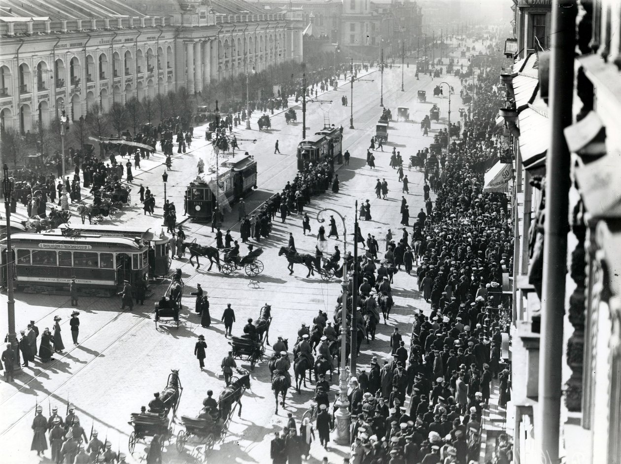Demonstrace v Petrohradě proti masakru Lena na Sibiři, duben 1912 od Russian Photographer