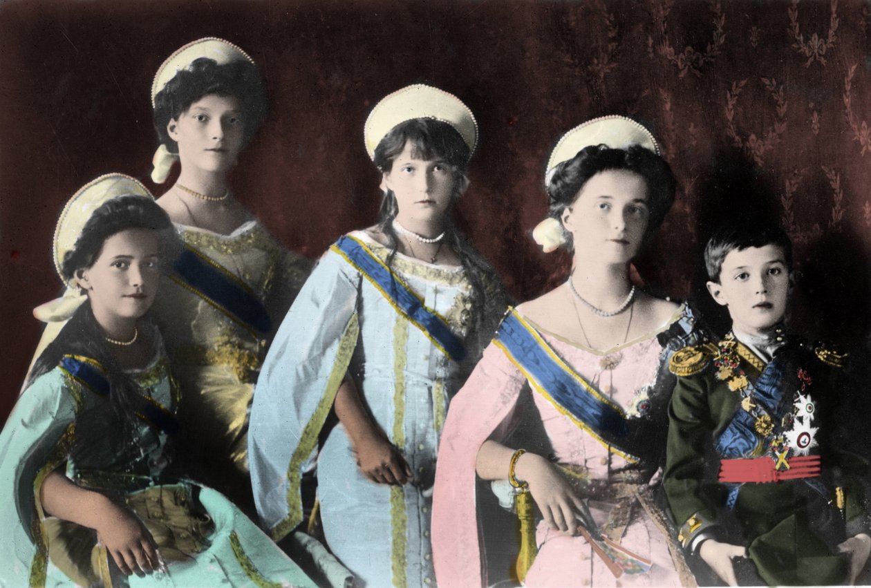 Portrét dětí ruského cara Mikuláše II. (1868-1918) od Russian Photographer