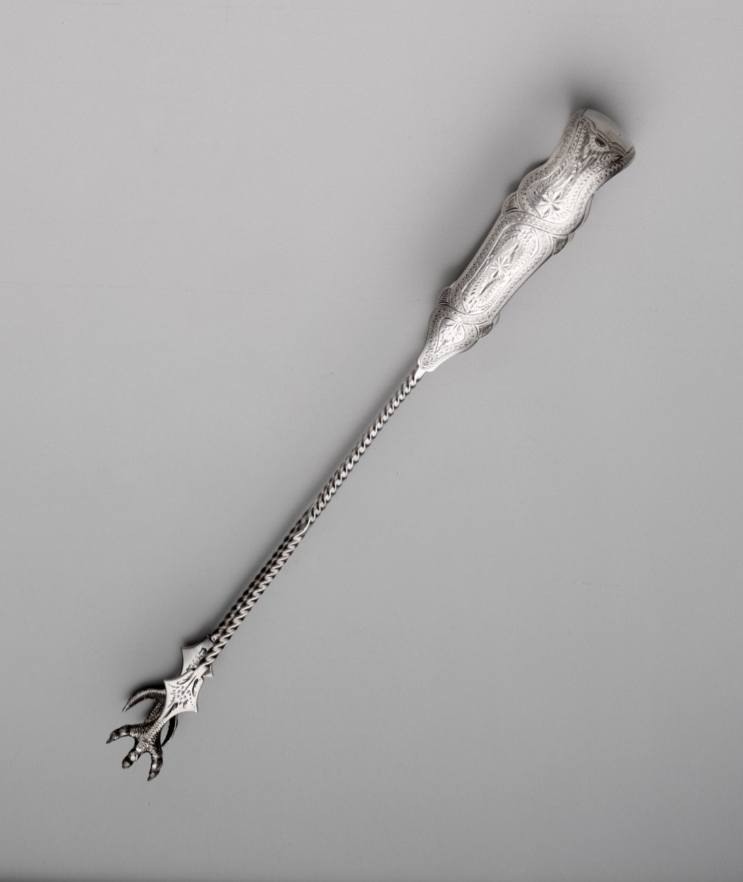Olivové kleště, cca 1830 (stříbrné mince) od S. Perdriaux