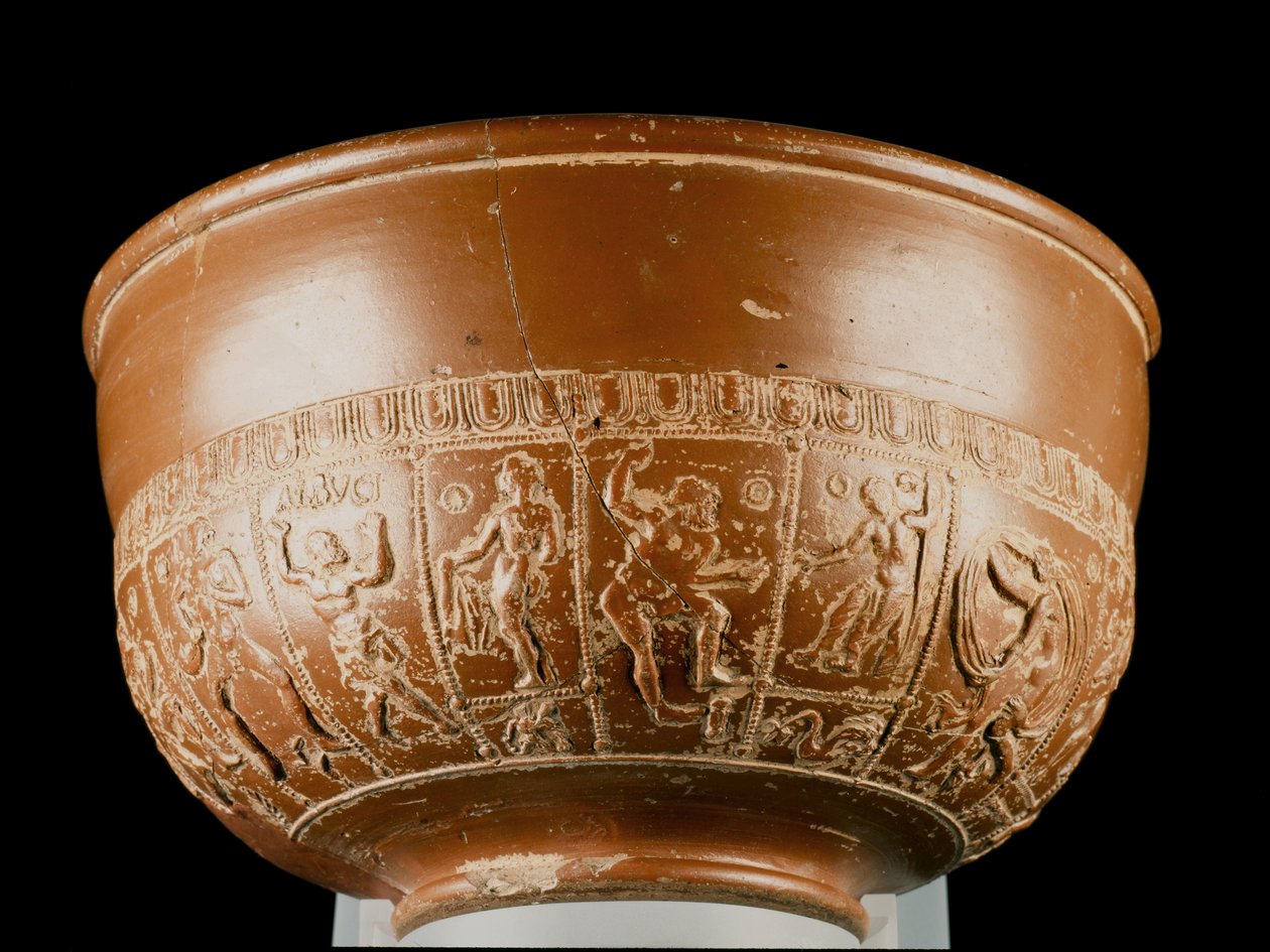 Mísa zobrazující Neptun, Jupiter a satyr, z Inveresk, Midlothian (hliněné zboží) od Samian Samian
