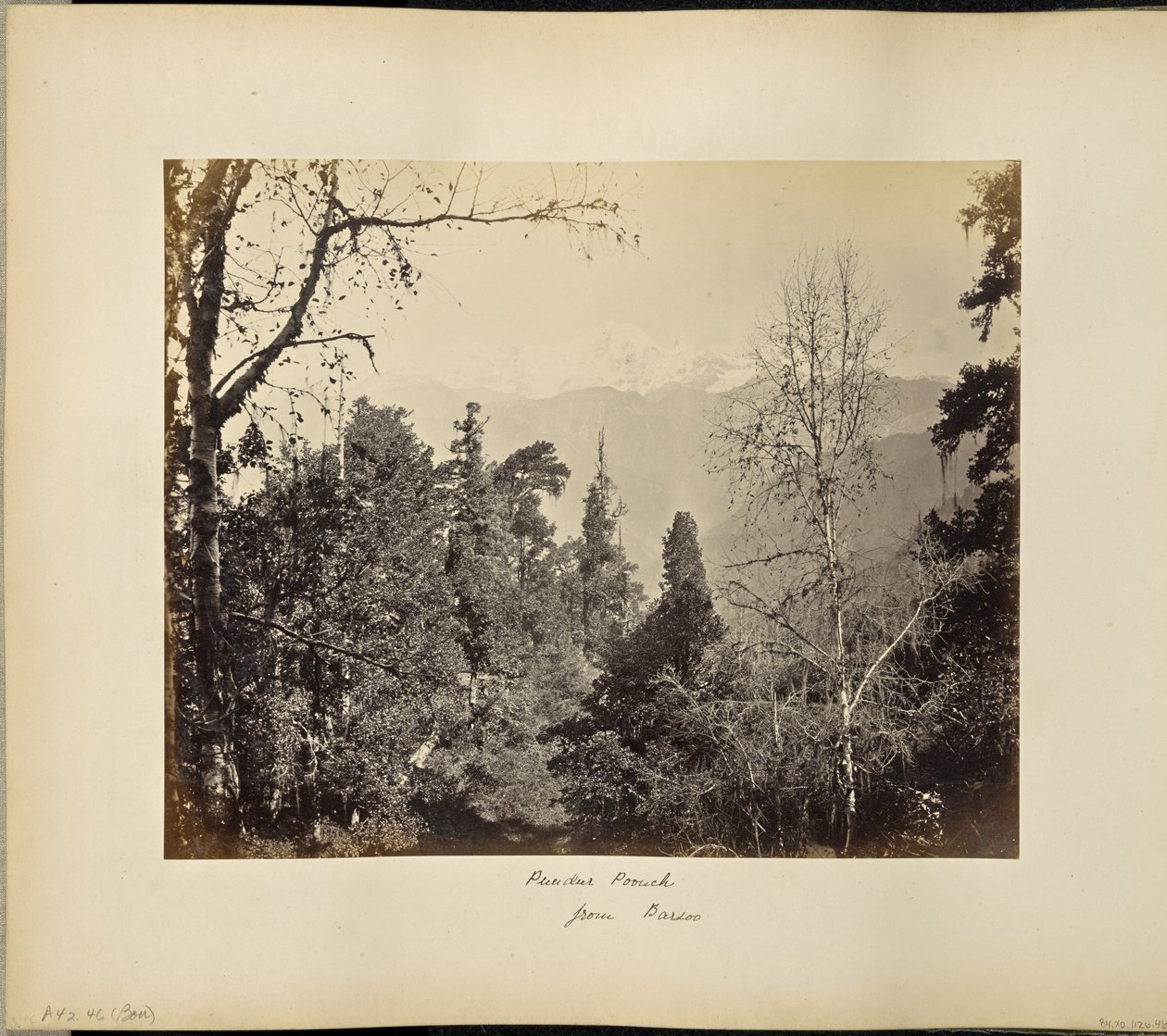 Bunderpoonch (vrchol Jumnootri), 20 758 stop, z výšin nad Barsoo od Samuel Bourne