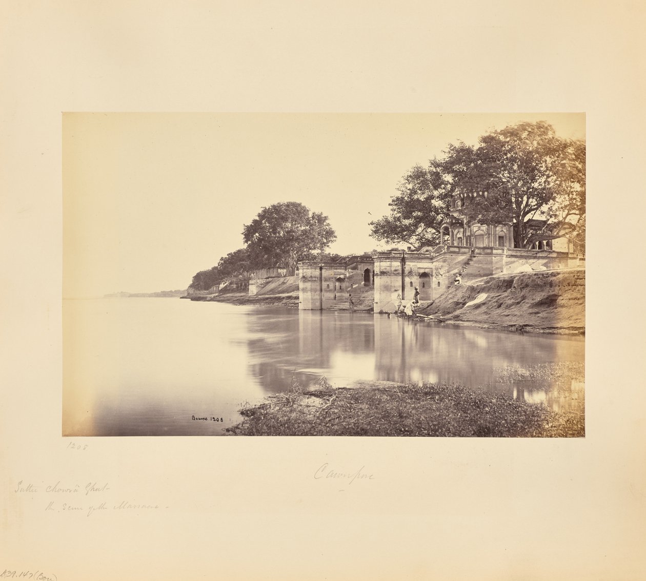 Cawnpore; Suttee Chowra Ghat, místo masakru od Samuel Bourne