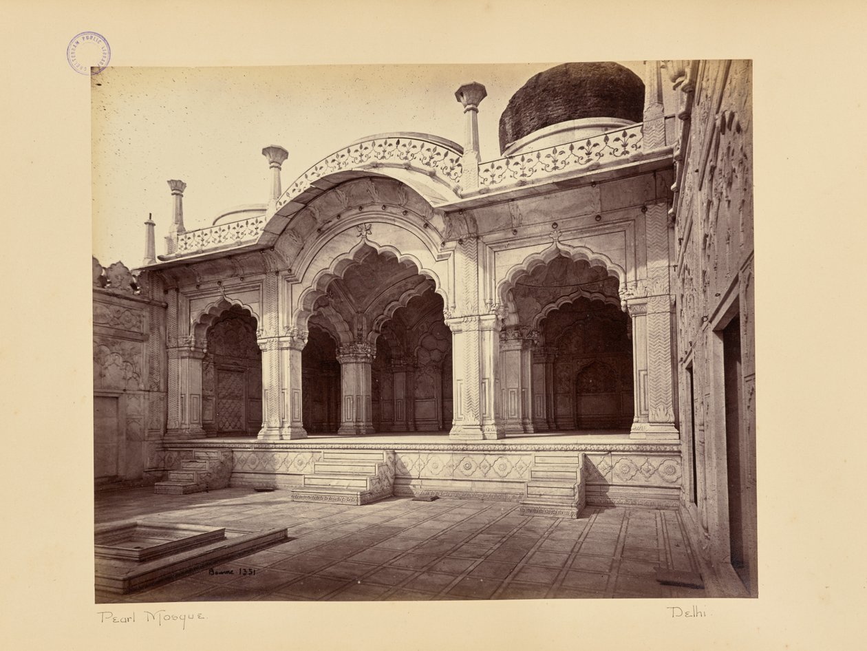 Dillí; palác, Moti Masjid (Perlová mešita) od Samuel Bourne