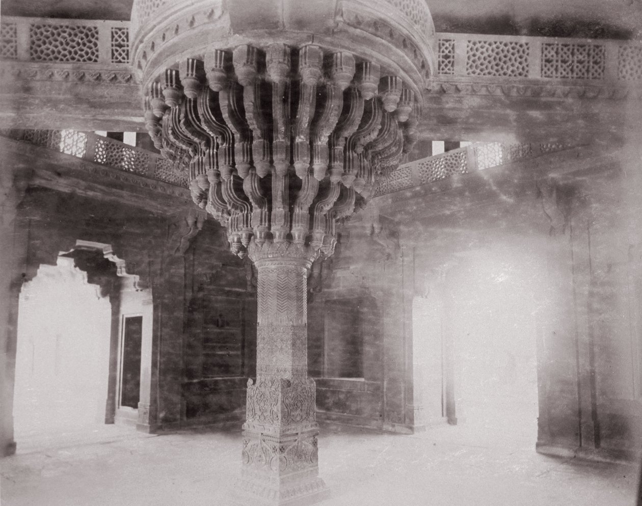 Fatehpur Sikri, Diwan-i-Khas od Samuel Bourne