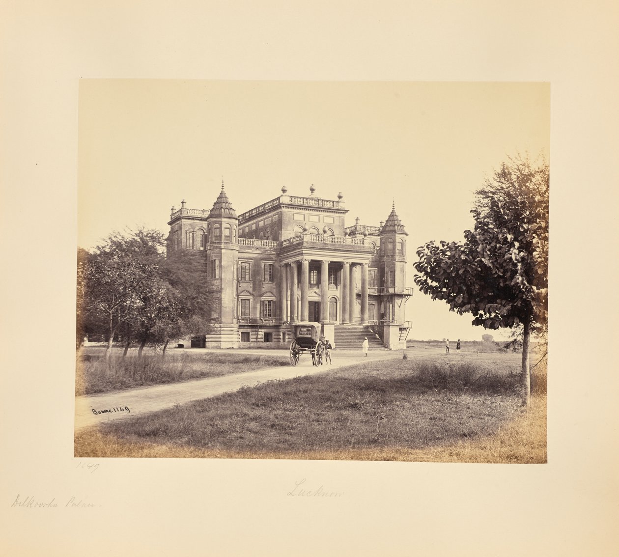 Lucknow; palác Dilkusha od Samuel Bourne