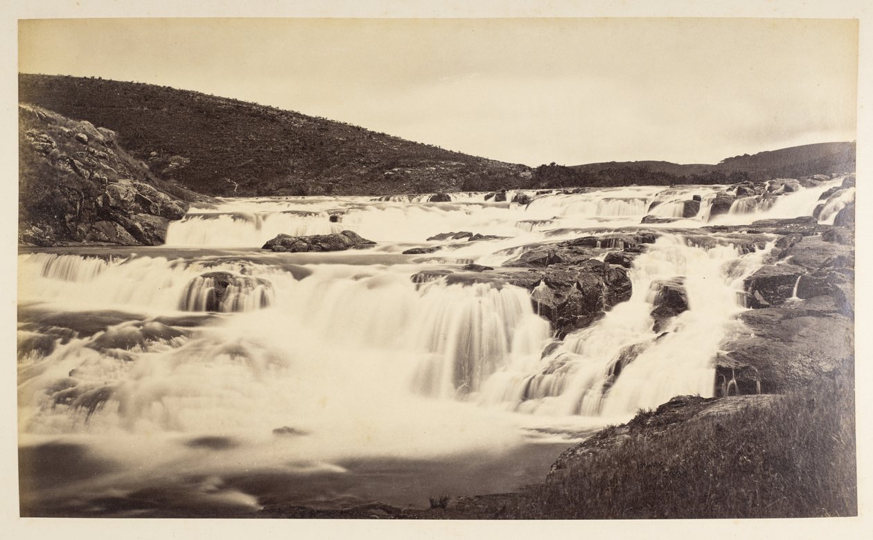 Peřeje na Pykaře pod mostem (Nilgiri Hills) od Samuel Bourne