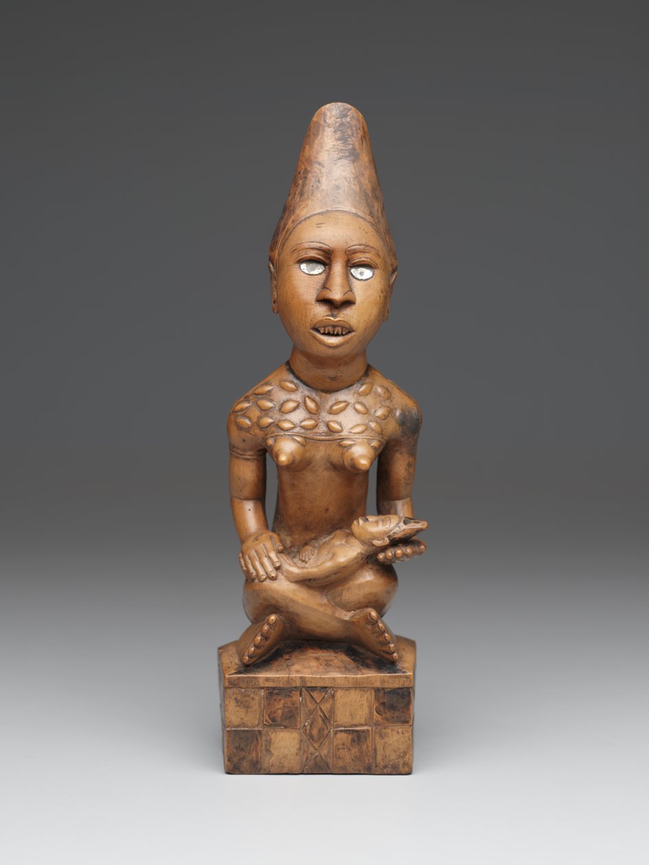 Sedící ženská postava s dítětem (pfemba) Yombe Group, Kongo Peoples (dřevo, sklo nebo slída a skvrna) od School African