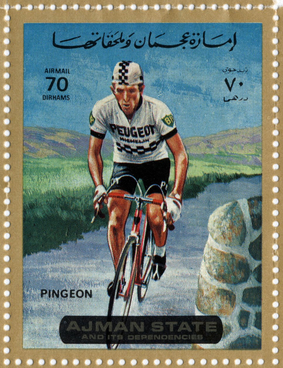 Známka SAE představující cyklistu Rogera Pingeona (Ne 1940) od School Arabic