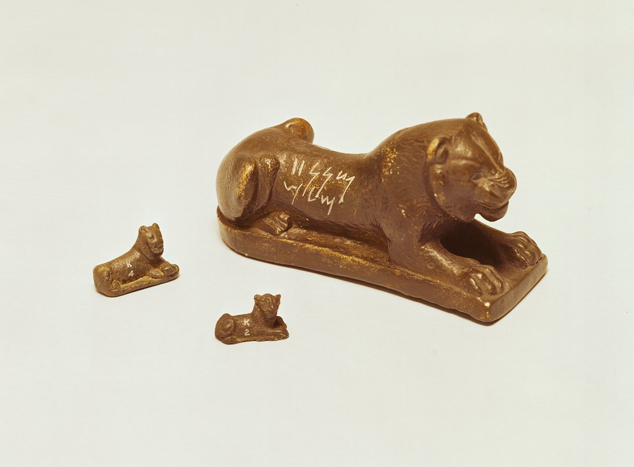 Assyrian Lion Weights, cca 5. století před naším letopočtem (bronz) od School Assyrian