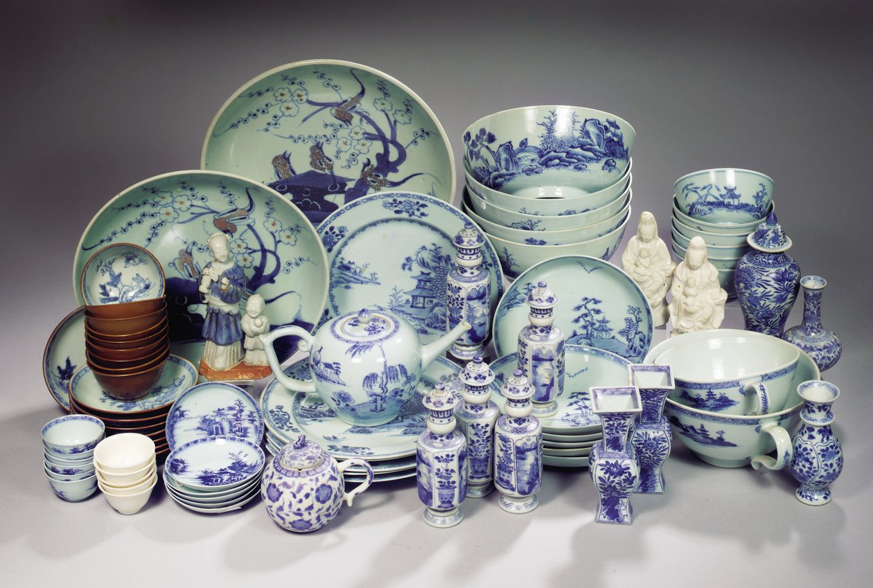 Rozmanité množství porcelánu „Nanking Cargo“, polovina 18. století (porcelán) od School Chinese