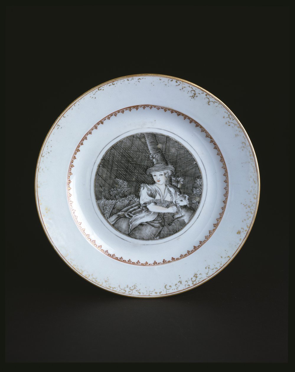 Bílý talíř lemovaný zlatou a červenou ženou (porcelán) od School Chinese