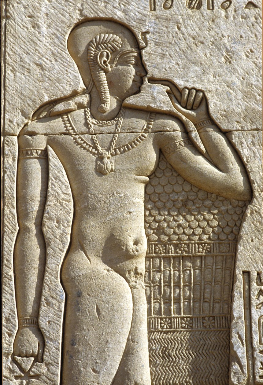Starověký Egypt, Nástěnná malba/řezba, Ihy, syn Amonův a Mutův, Hathorin chrám, Dendera (foto) od School Egyptian