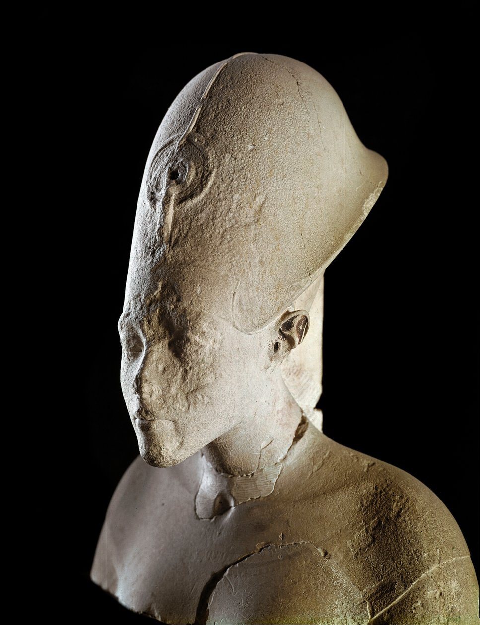 Busta faraona Achnatona (Amenophis IV). 18. dynastie (1550-1295 př. n. l.). Z Tell el Amarna. Paříž, muzeum Louvre od School Egyptian