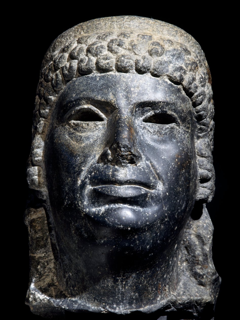 Hlava Kleopatry III., čedičová socha. Egyptská civilizace, Ptolemaiovské období, 2. století před naším letopočtem. od School Egyptian
