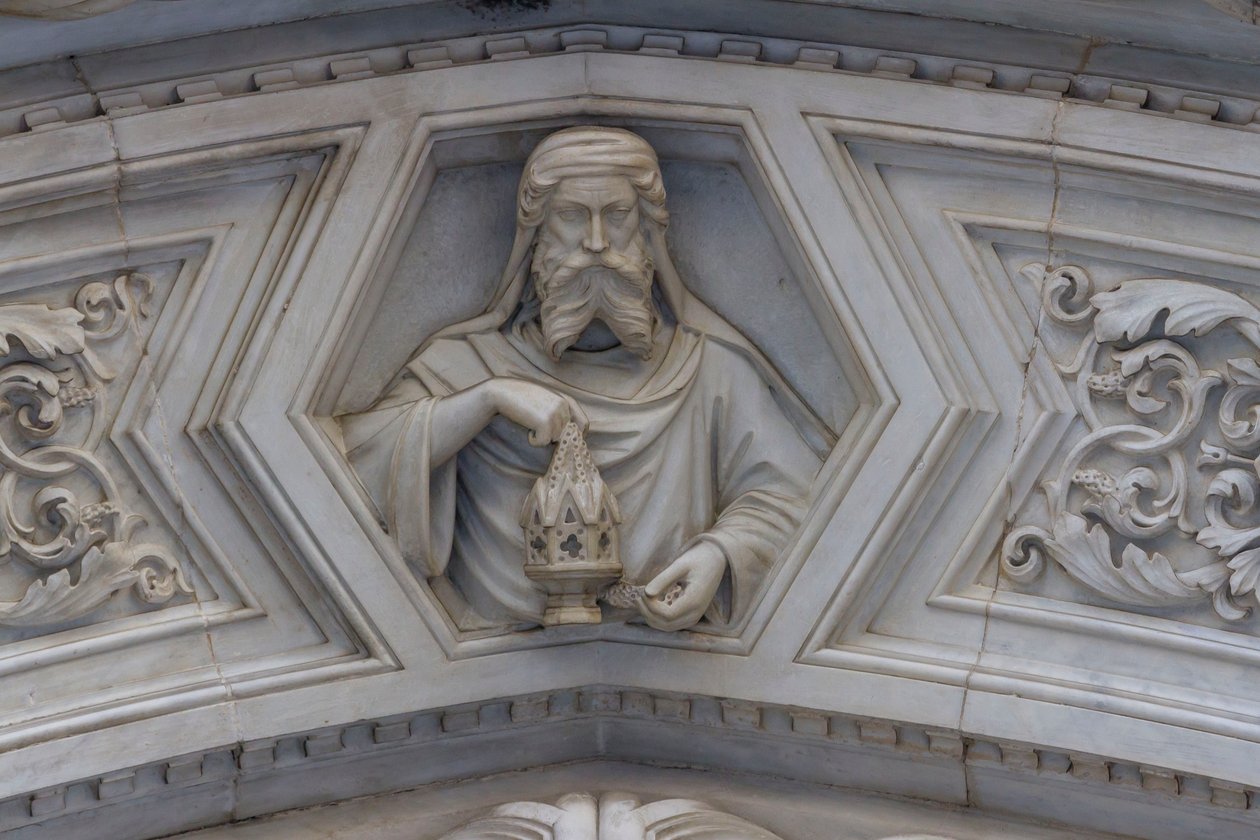 Kristus, detail z reliéfu kolem bočního portálu, katedrála Panny Marie Květinové, Florencie (Seznam světového dědictví UNESCO od School Florentine
