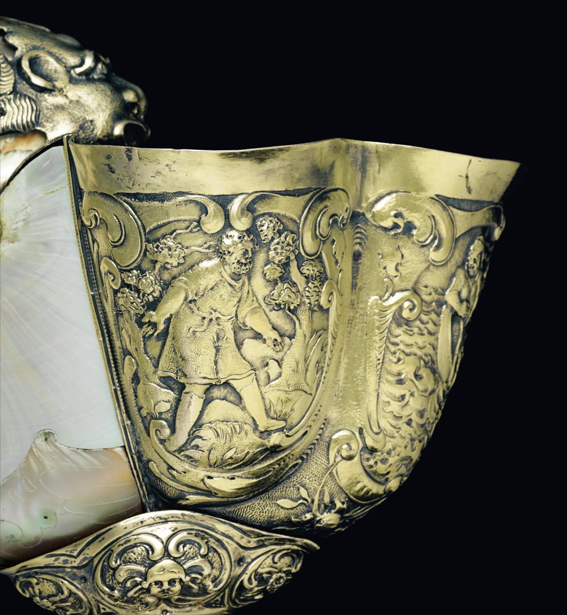 Zasazený pohár nautilus, Nagyszeben, polovina 17. století (mušle a stříbrně zlacené) (detail 3434804) od School Hungarian