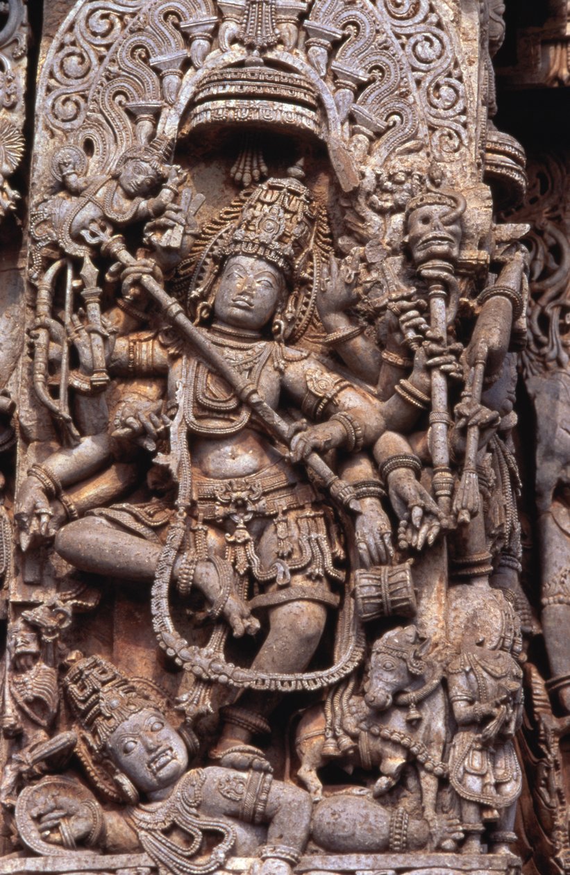 Řezba boha Šivy zabíjejícího Andhakasuru (kámen) od School Indian