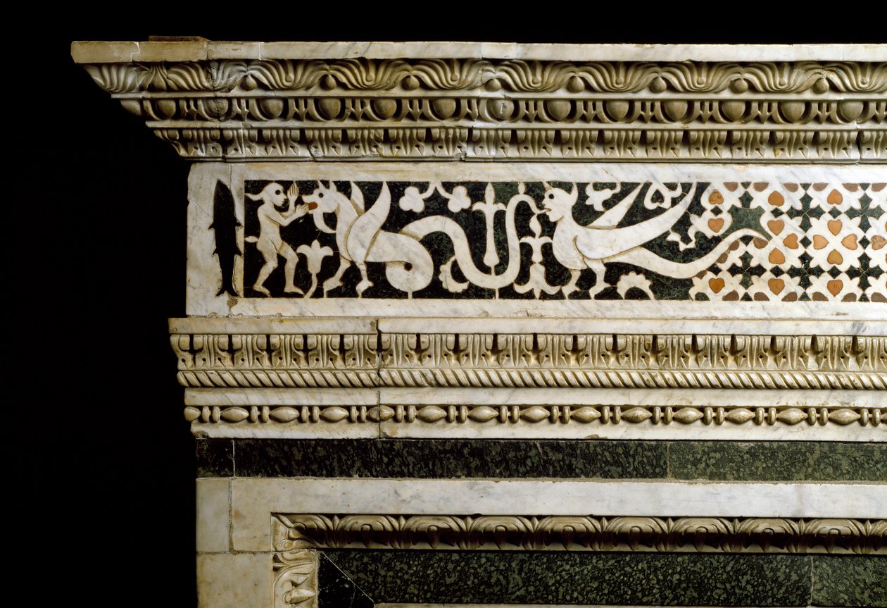Detail dekorací obklopujících mramorovou trandolu (fotografie) od School Italian