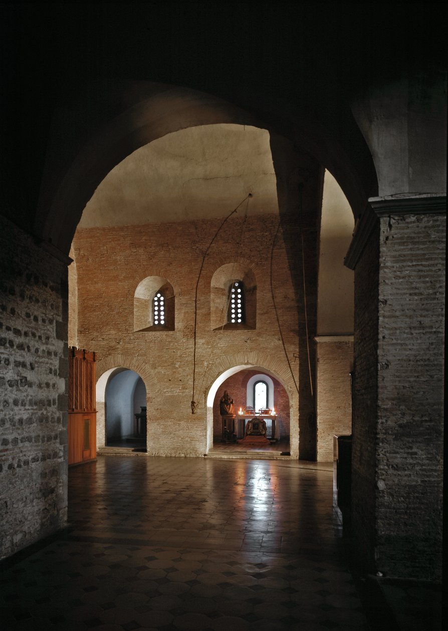 Vnitřní pohled na kostel svatého Vincence a svatého Anastasia, opatství tří fontán (Tre-Fontane) (Chiesa dei Santi Vincenzo e Anastasio alle Tre Fontane) (Vnitřní pohled na kostel sv. Vincenza e Anastasio, abbazia delle Tre Fontane) 625 -1 od School Italian