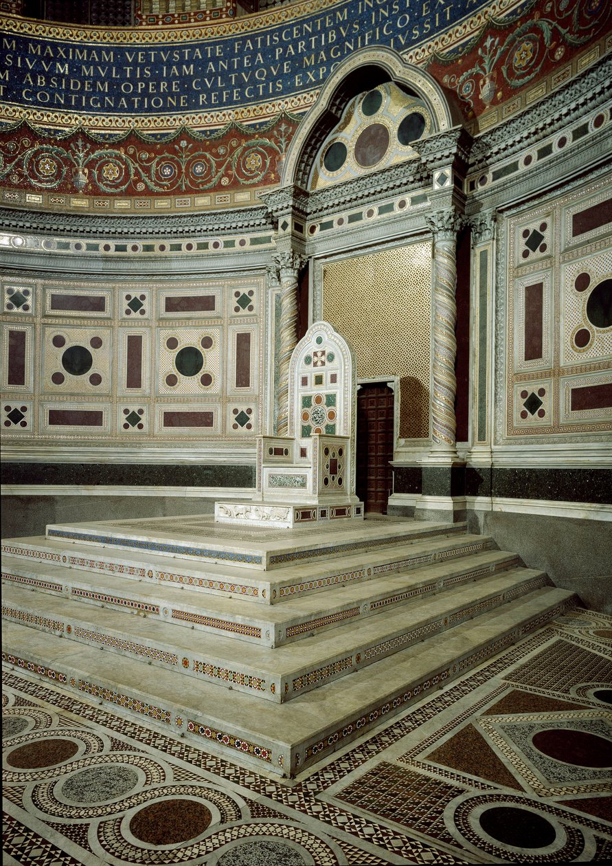 Pohled na biskupský stolec v papežské kazatelně apsidy baziliky sv. Jana v Lateránu (San Giovanni in Laterano). Řím od School Italian
