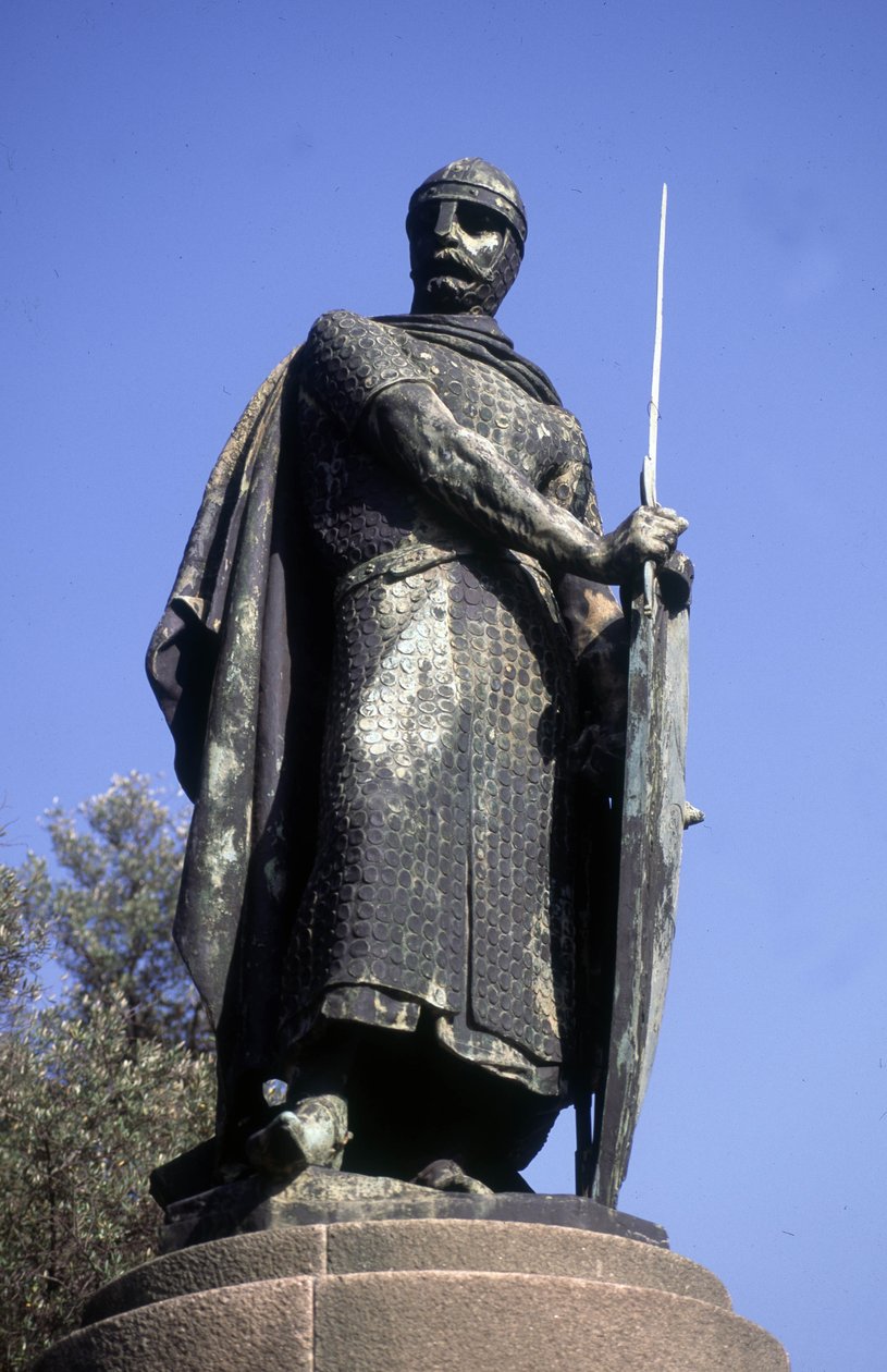 Socha krále Afonsa I., Guimaraes, Portugalsko (foto) od School Portuguese