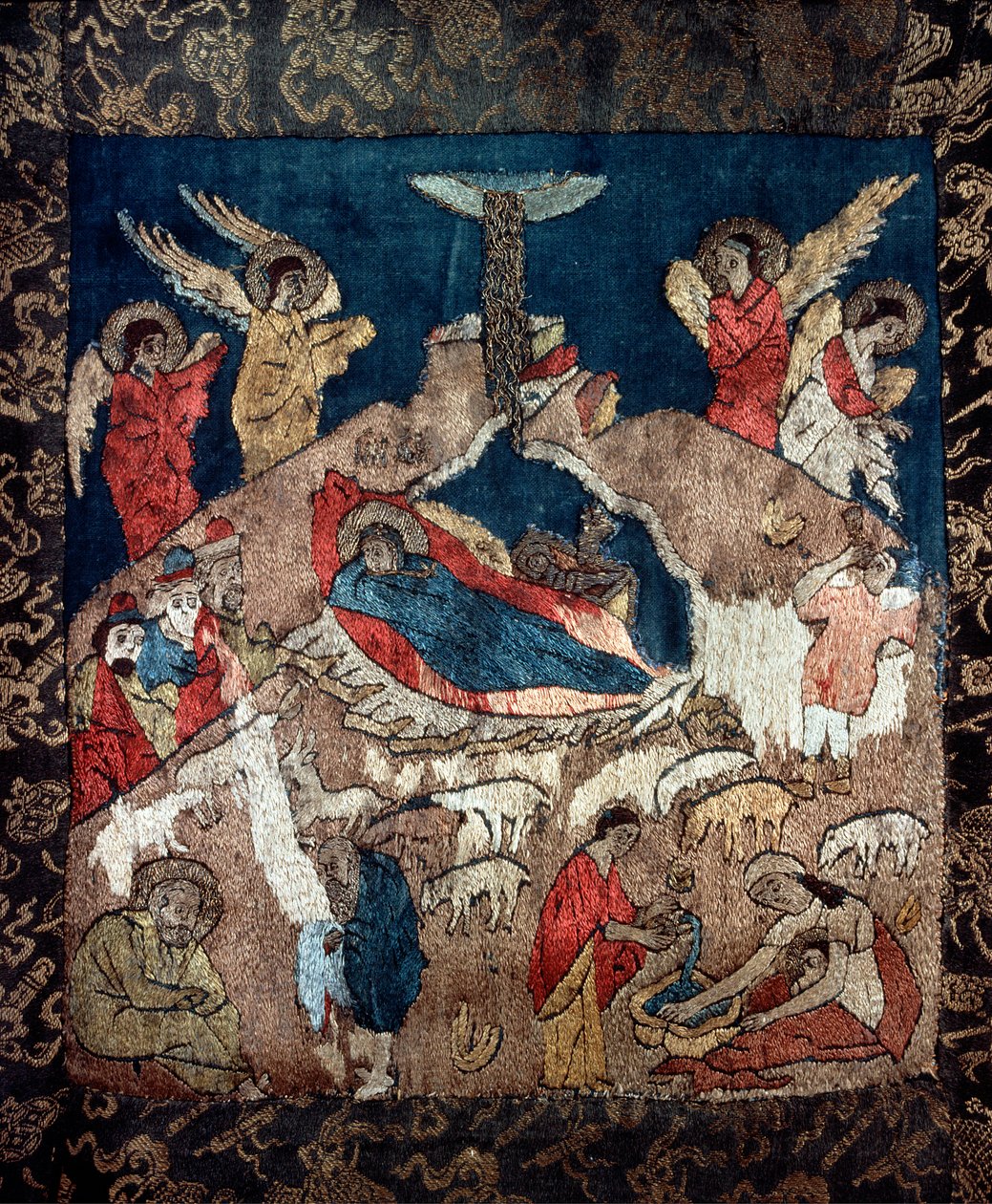 La nativite (Narození Páně) - Detail rubáše od ruského mistra, vlna, hedvábí a zlaté a stříbrné nitě od School Russian