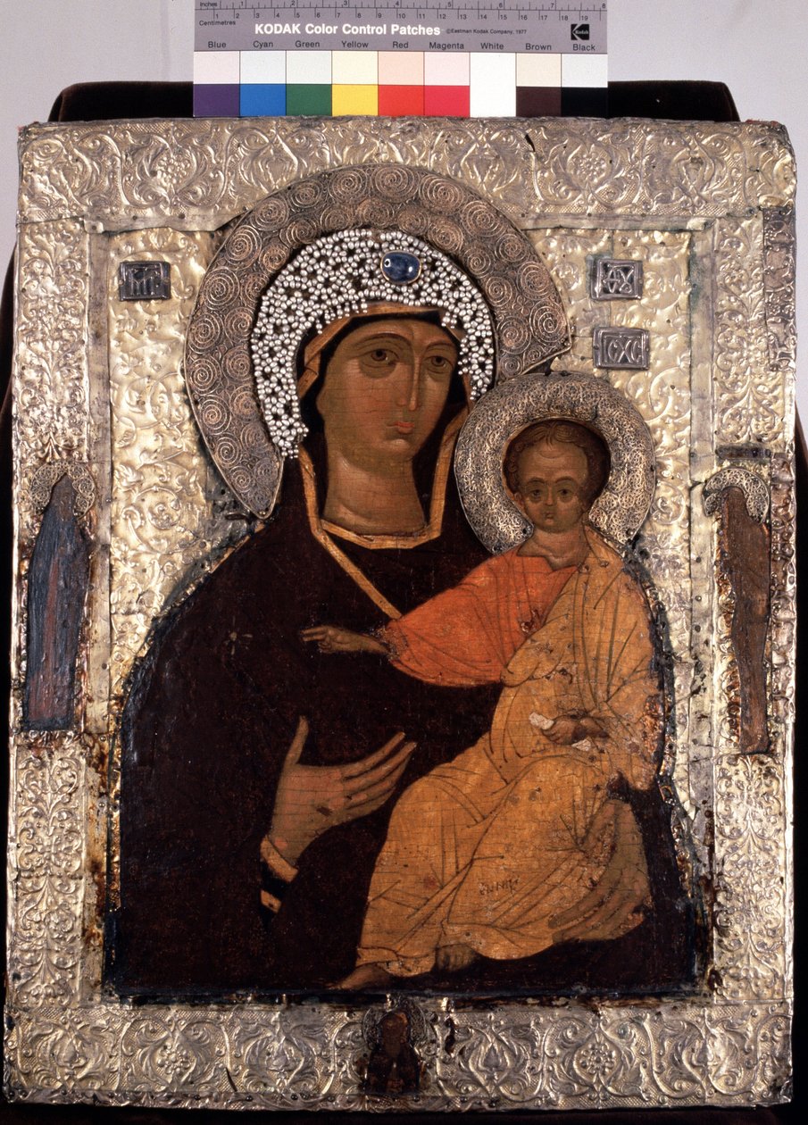 ""Vierge Hodegetria (Hodigitria) "" Icone russe. Peinture sur bois du 14eme siecle. Státní skanzen Trojiční lávry sv. Sergia, Sergyev Possad od School Russian