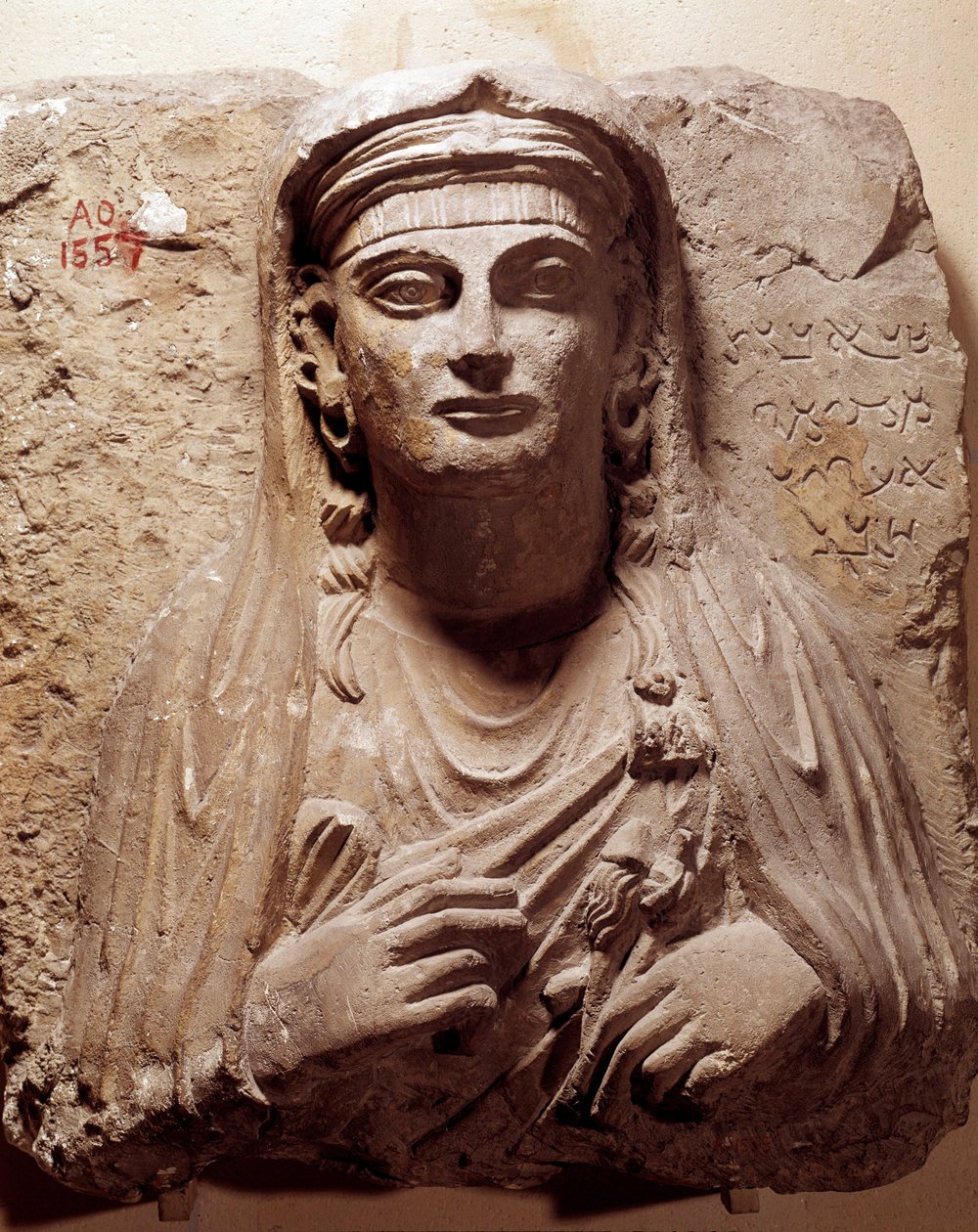 Východní starověk: pohřební busta Saby. Z Palmýry. 2.-3. století. Paříž, muzeum Louvre od School Syrian