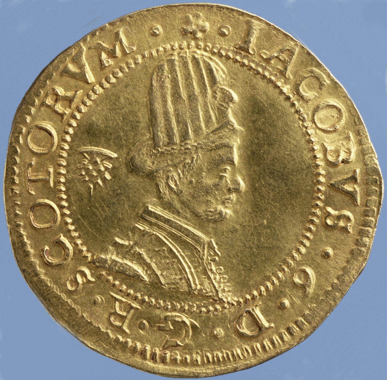 4librové Skoty (klobouk) Jamese VI., mincovna v Edinburghu, 1591 (avers) (zlato) (revers viz 244626) od Scottish School