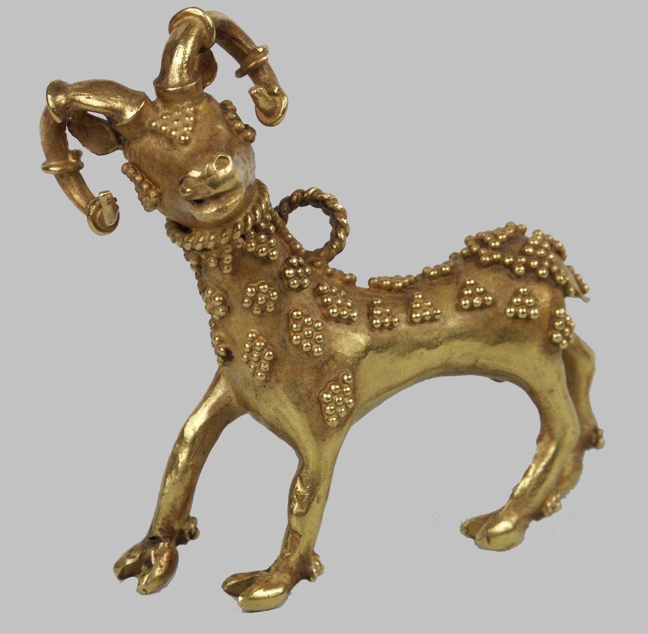 Přívěsek, 4. století před naším letopočtem od Scythian