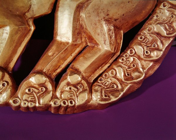Znak štítu v podobě pantera, 700-650 př. n. l. (zlato, jantar a barevný smalt) (detail 165769) od Scythian