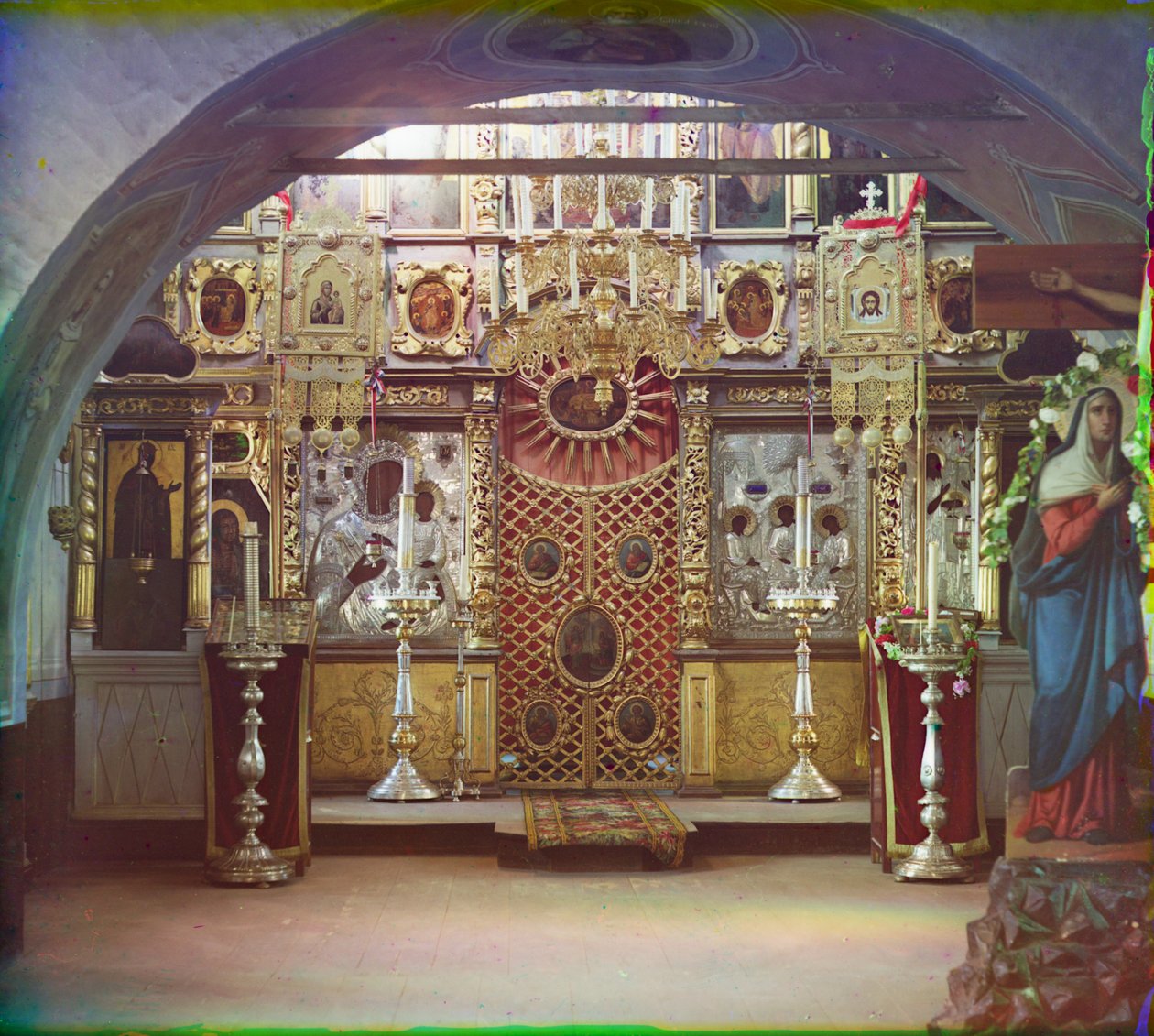 Ikony v kostele Borodino, 1905-1915 od Sergey Prokudin Gorsky