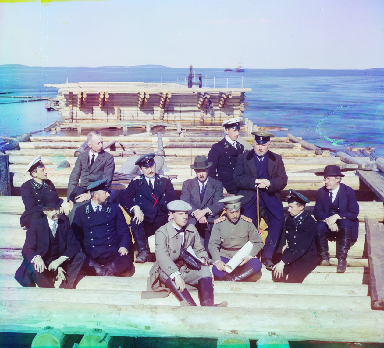 Skupina železničních úředníků v Murmansku, 1905-1915 od Sergey Prokudin Gorsky