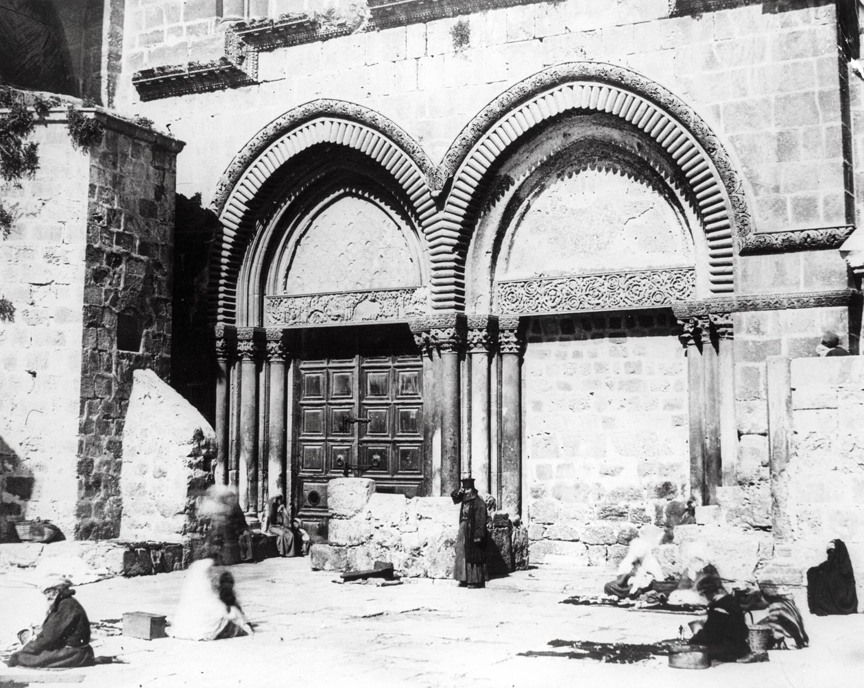 Vchod do kostela Božího hrobu, 1865 od Sgt. James M. McDonald
