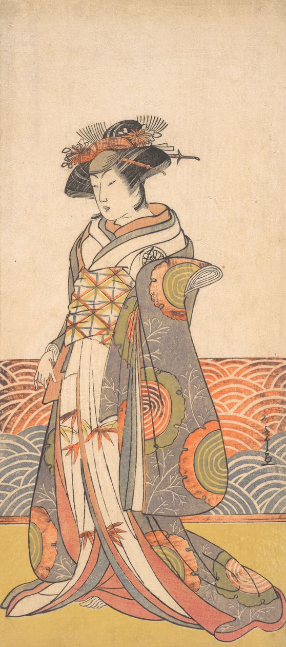 Třetí Segawa Kikunojo jako žena stojící v místnosti s vlnovým vzorem Dado, ca. 1779. od Shunsho